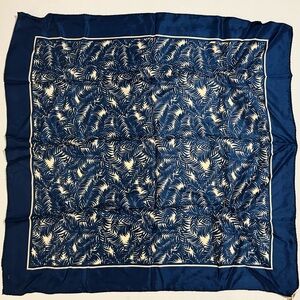 Lady Heritage Square Scarf 25" Navy Blue & White Botanical Palm Frond Vintage